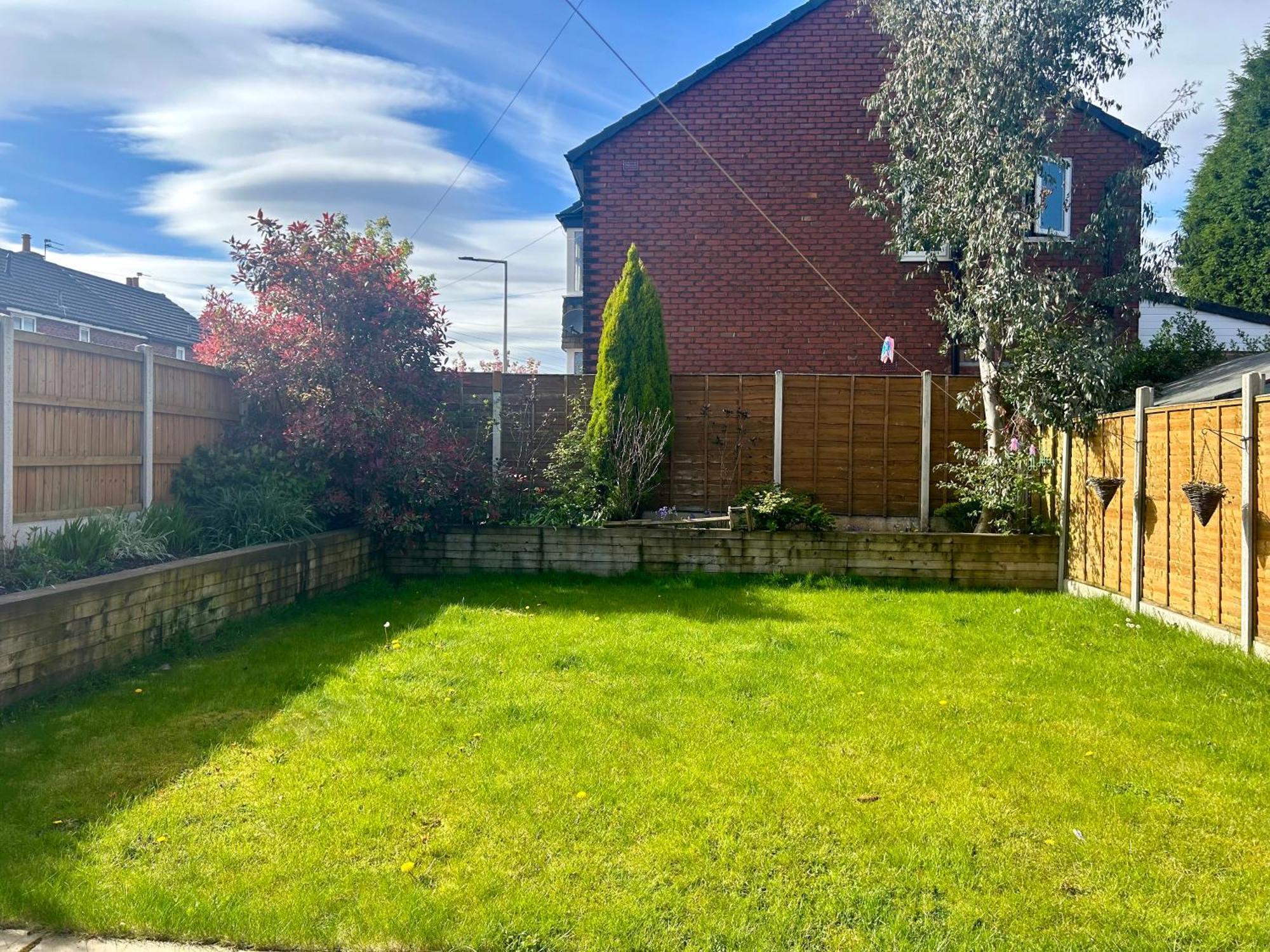 Lovely, Large Double Bedroom With Park View In Home Hazel Grove Luaran gambar